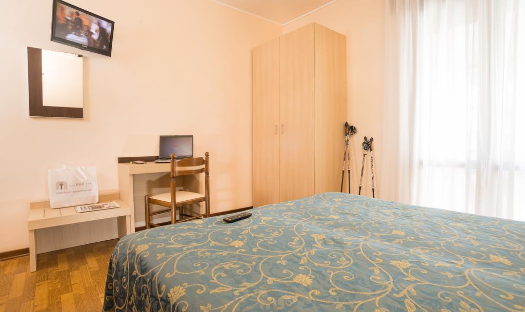 Hotel Trevi Lido di Jesolo Pokoj fotografie
